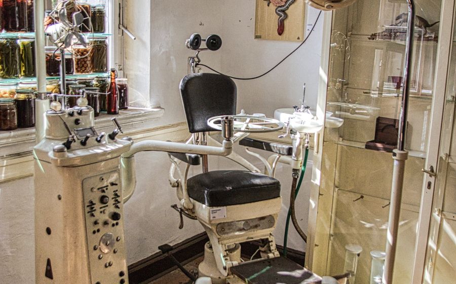 Dental-Vitrine